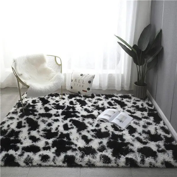 Tapis de salon blanc et noir